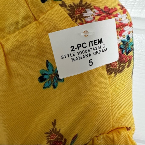 Epic Threads 2 Piece Skirt Set Nomadic Getaway Banana Cream Size 5 NWT - Picture 7 of 8